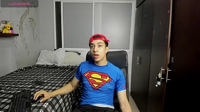 Snapshot of Noxx_starkK chatting on 09.09.25 Noxx starkK online show from 09.09.25