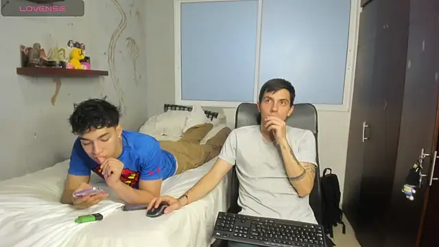 Snapshot of Noxx_starkK chatting on 10.27.25 Noxx starkK online show from 10.27.25