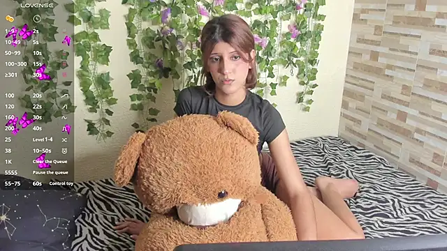 Amy Moonlight online show from 12.18.25