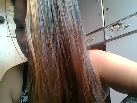 Bhubbles888 online show from 02.18.26