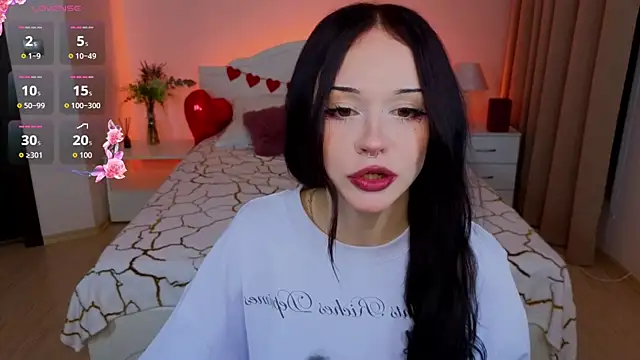 Snapshot of Adetta chatting on 02.12.26 Adetta online show from 02.12.26