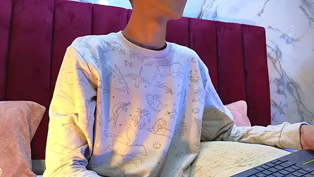 PrincePoppy online show from 02.02.26