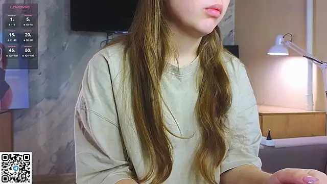 miss bubbles  online show from 11.04.25