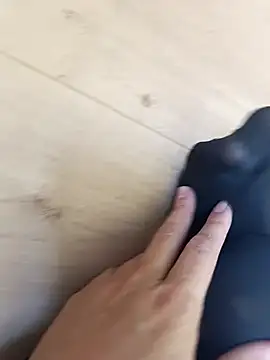 Snapshot of Teafeet chatting on 09.20.25 Teafeet online show from 09.20.25