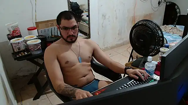 Leonino231 online show from 10.23.25