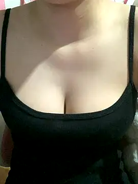 Linhtruong  online show from 09.28.25