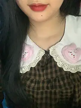 Linhtruong  online show from 11.18.25