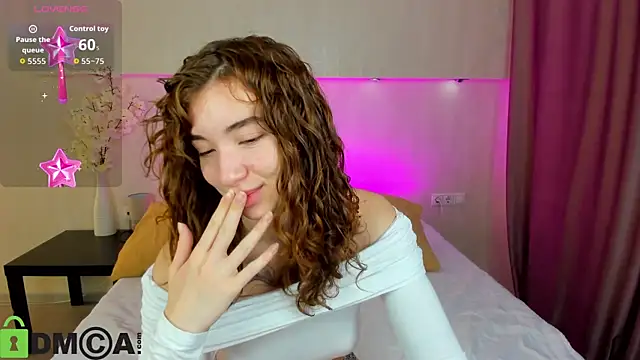 Snapshot of Adelina_Bliss chatting on 11.16.25 Adelina Bliss online show from 11.16.25