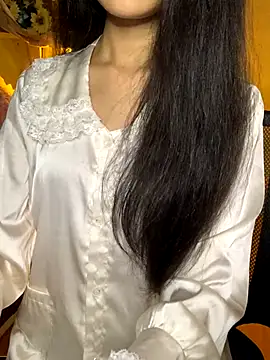 Nhinhi18 online show from 09.25.25