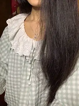 Nhinhi18 online show from 10.23.25