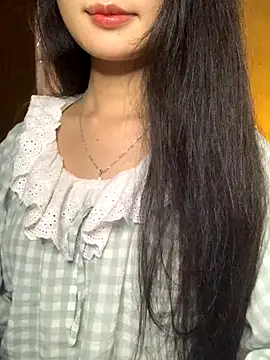 Nhinhi18 online show from 12.20.25