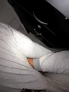 hackyourpussyxh online show from 11.28.25