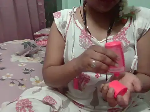 Snapshot of kushi25_bangalore chatting on 10.24.25 kushi25 bangalore online show from 10.24.25