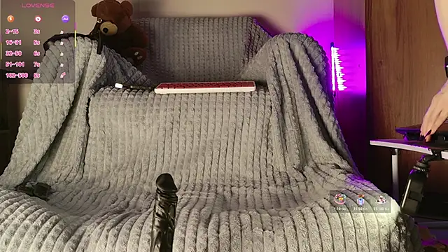 Snapshot of Rybka__G__ chatting on 11.07.25 Rybka G online show from 11.07.25