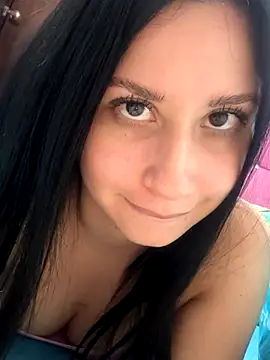 Snapshot of lucy_grey25 chatting on 10.05.25 lucy grey25 online show from 10.05.25