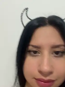 Snapshot of lucy_grey25 chatting on 10.30.25 lucy grey25 online show from 10.30.25