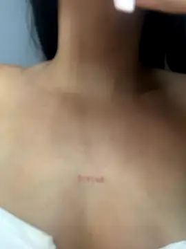 Snapshot of lucy_grey25 chatting on 11.11.25 lucy grey25 online show from 11.11.25