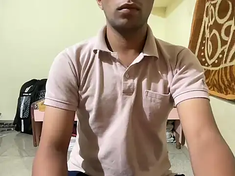 Snapshot of project085 chatting on 10.29.25 project085 online show from 10.29.25