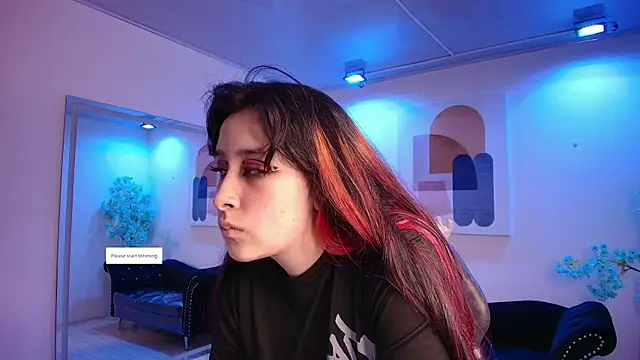 Snapshot of Tarly_matches chatting on 10.21.25 Tarly matches online show from 10.21.25