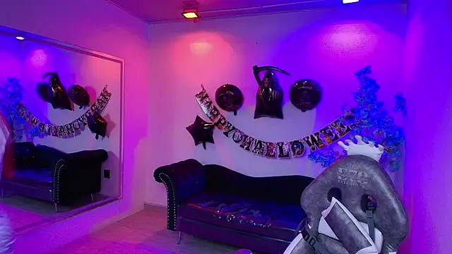 Snapshot of Tarly_matches chatting on 10.30.25 Tarly matches online show from 10.30.25