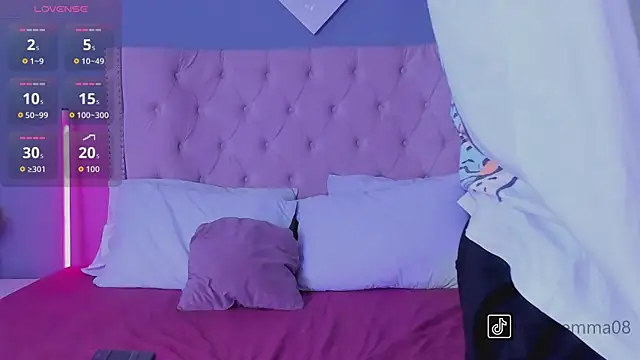 Joe And Emma online show from 11.17.25