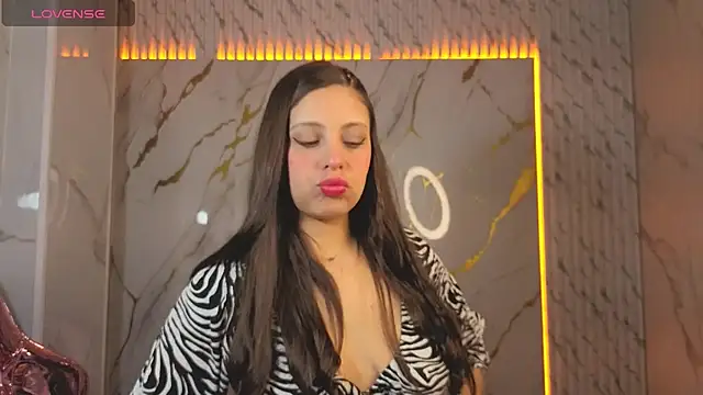 Snapshot of _Mia_sweet_b chatting on 02.25.26 Mia sweet b online show from 02.25.26