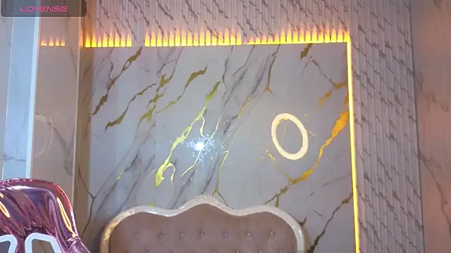 Snapshot of _Mia_sweet_b chatting on 02.27.26 Mia sweet b online show from 02.27.26