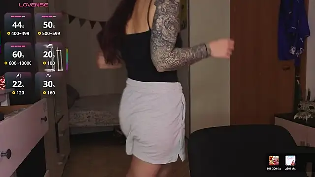 ReginaFoXXXy online show from 04.07.26