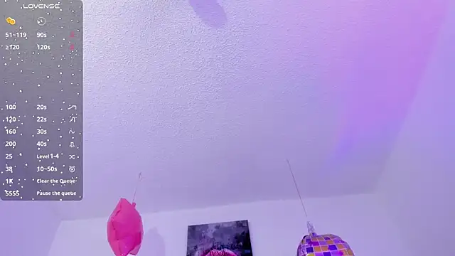 Snapshot of Aily_star chatting on 04.06.26 Aily star online show from 04.06.26