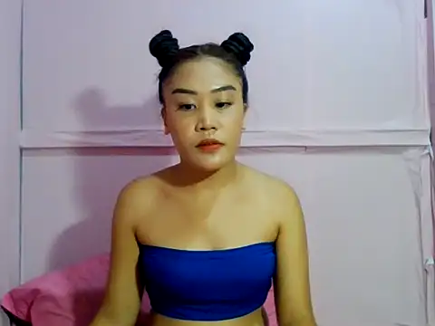 YourWildestDoll online show from 03.16.26