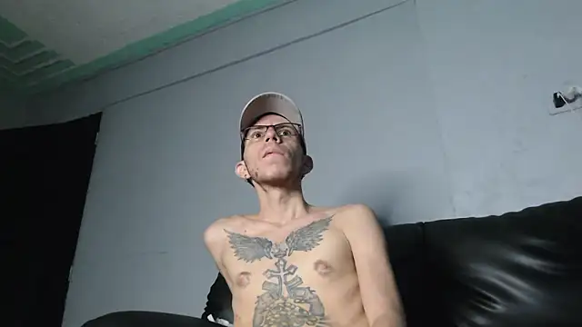 AlexandroRossi online show from 10.30.25