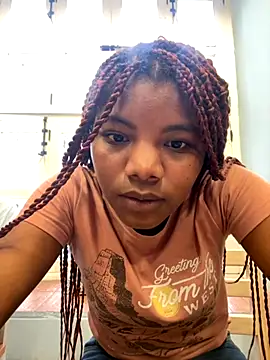 Snapshot of chocolatito-ho chatting on 09.12.25 chocolatito-ho online show from 09.12.25