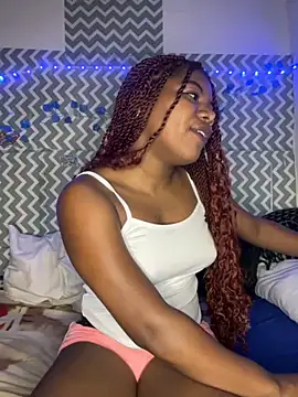 Snapshot of chocolatito-ho chatting on 10.18.25 chocolatito-ho online show from 10.18.25