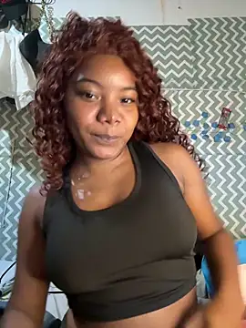 Snapshot of chocolatito-ho chatting on 12.17.25 chocolatito-ho online show from 12.17.25