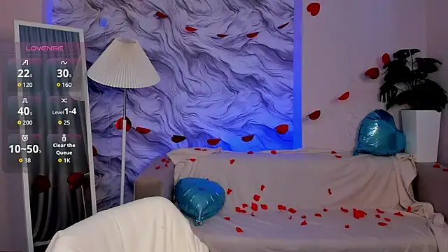 Kati Li online show from 02.14.26