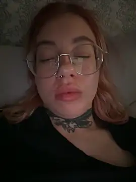 Nancyhot777 online show from 10.11.25