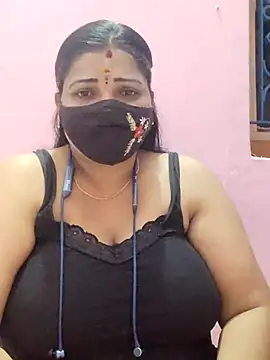 Snapshot of lathikaqueentamil chatting on 09.15.25 lathikaqueentamil online show from 09.15.25