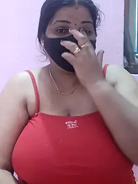 Snapshot of lathikaqueentamil chatting on 09.20.25 lathikaqueentamil online show from 09.20.25