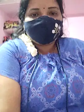 Snapshot of lathikaqueentamil chatting on 10.01.25 lathikaqueentamil online show from 10.01.25