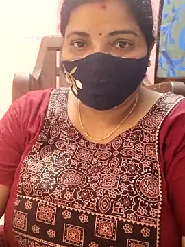 Snapshot of lathikaqueentamil chatting on 10.02.25 lathikaqueentamil online show from 10.02.25