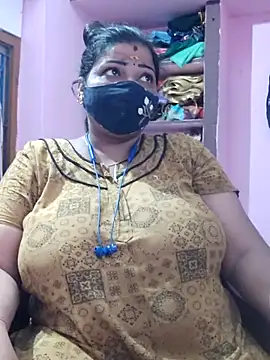 Snapshot of lathikaqueentamil chatting on 11.10.25 lathikaqueentamil online show from 11.10.25