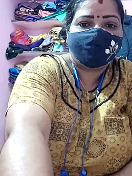 Snapshot of lathikaqueentamil chatting on 11.13.25 lathikaqueentamil online show from 11.13.25