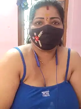 Snapshot of lathikaqueentamil chatting on 11.30.25 lathikaqueentamil online show from 11.30.25