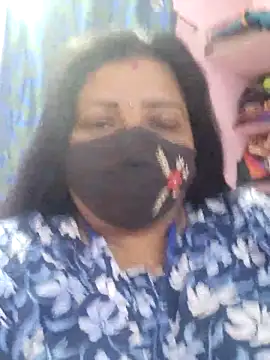 Snapshot of lathikaqueentamil chatting on 12.01.25 lathikaqueentamil online show from 12.01.25