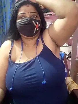 Snapshot of lathikaqueentamil chatting on 12.05.25 lathikaqueentamil online show from 12.05.25