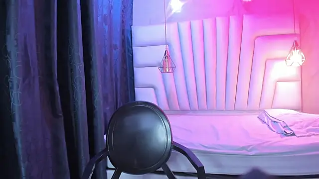 Kaorii Lee online show from 11.14.25