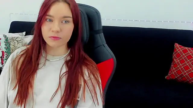 NoraHaynes online show from 12.16.25