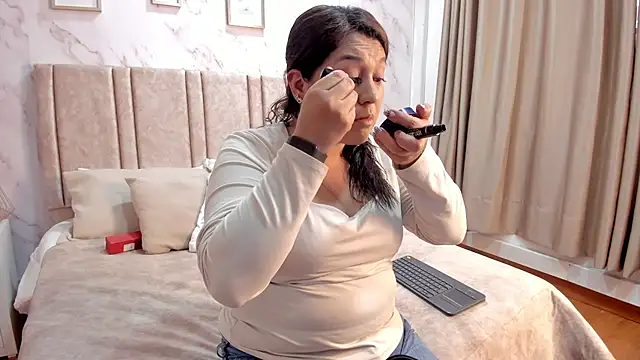 Snapshot of Paula_And chatting on 10.23.25 Paula And online show from 10.23.25