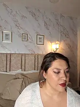 Snapshot of Paula_And chatting on 03.10.26 Paula And online show from 03.10.26