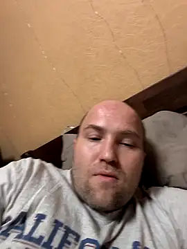 Snapshot of fbsinfo chatting on 11.05.25 fbsinfo online show from 11.05.25